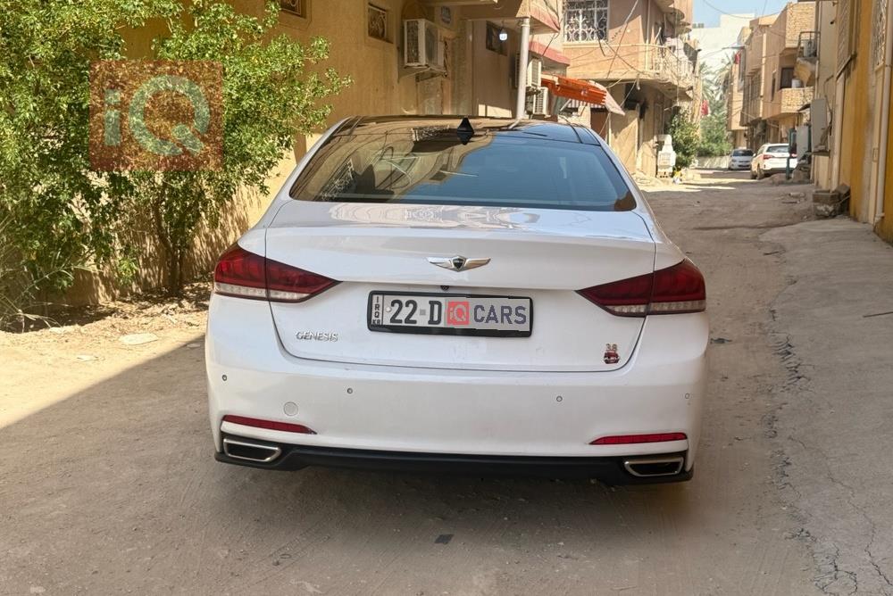 جنسس G80